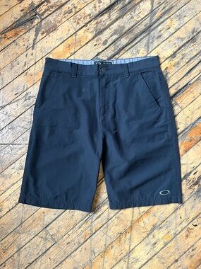Oakley Men's Dark Navy Flat Front Performance Shorts